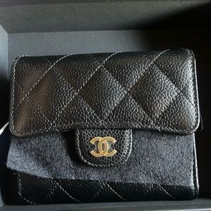 NWT Chanel Caviar Trifold Wallet